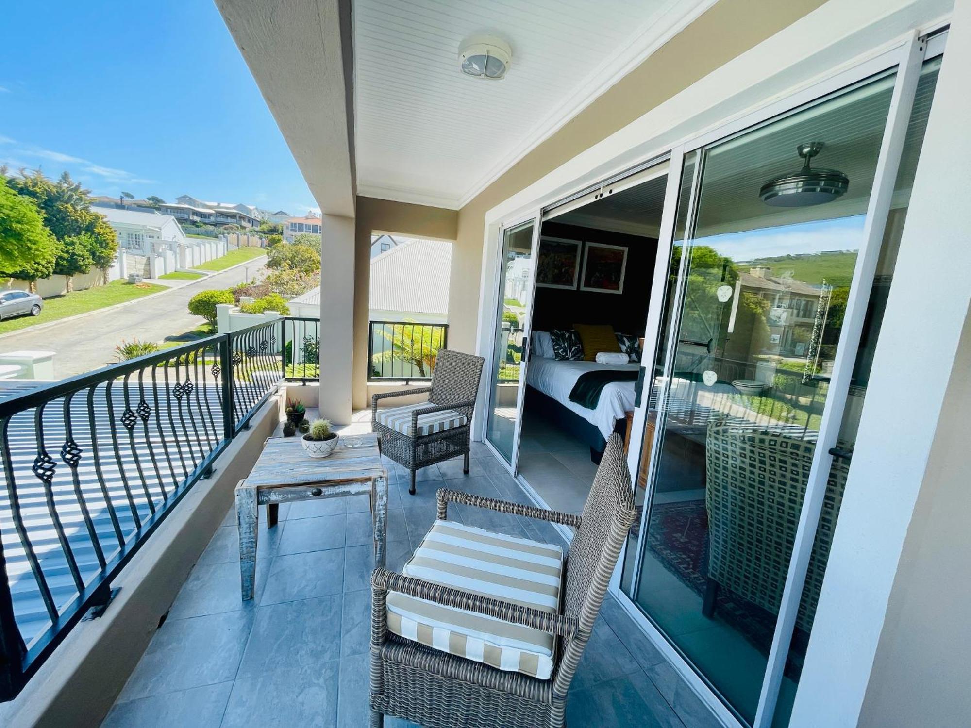 Calm Waters Guesthouse Plettenberg Bay Phòng bức ảnh