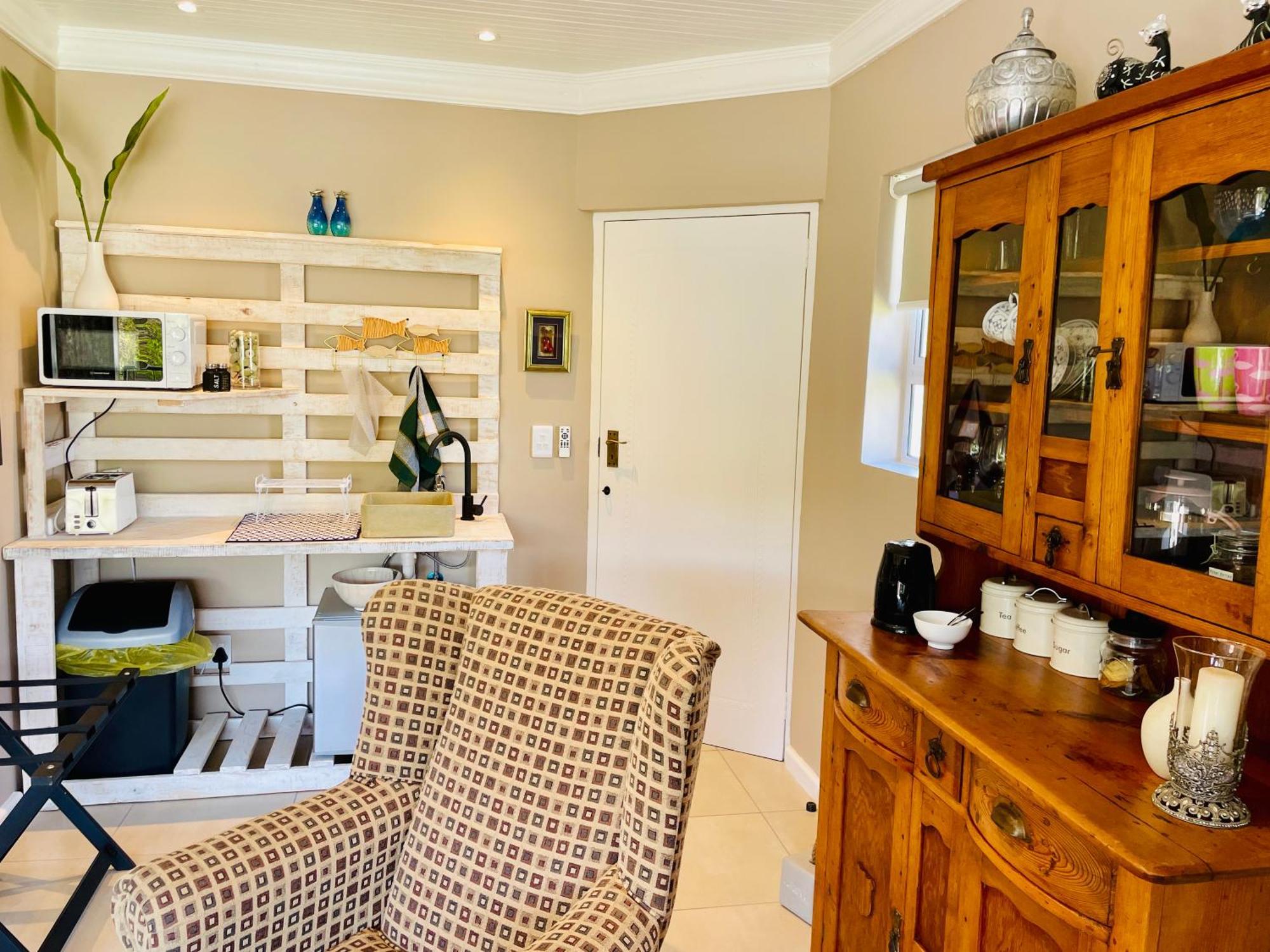 Calm Waters Guesthouse Plettenberg Bay Phòng bức ảnh
